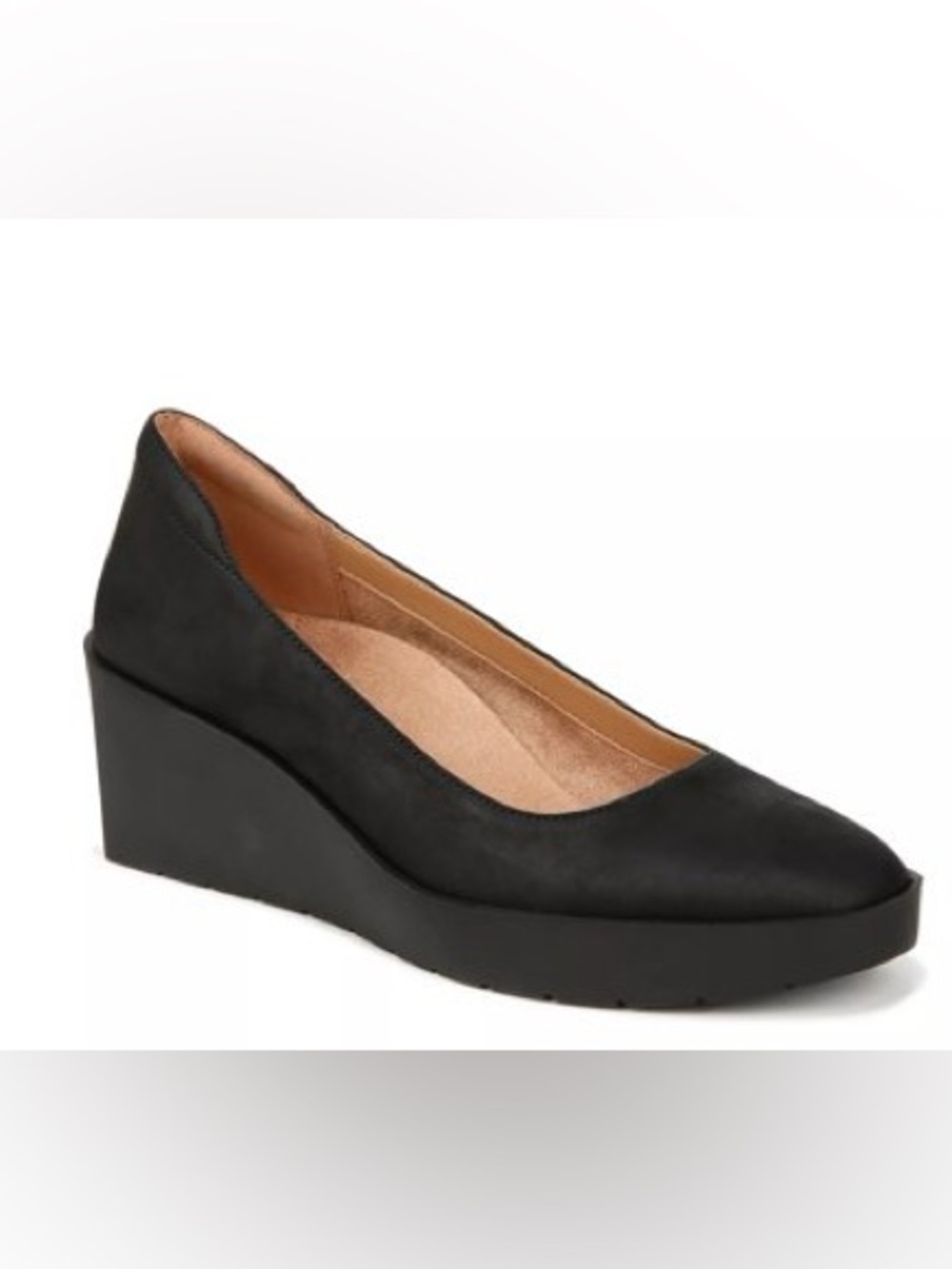Vionic Sereno Wedge Pump in Black Size 6